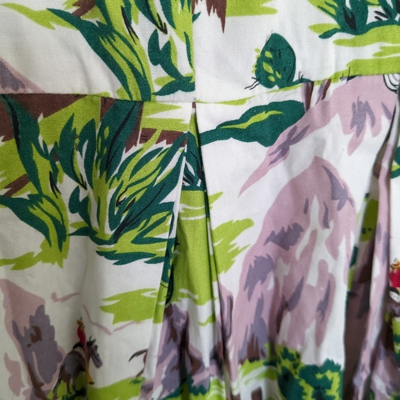 EmilyandFin Western style retro dress. - Picture 2 of 6